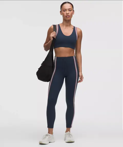 lululemon yoga style developed by Yuliya Lahvinenka